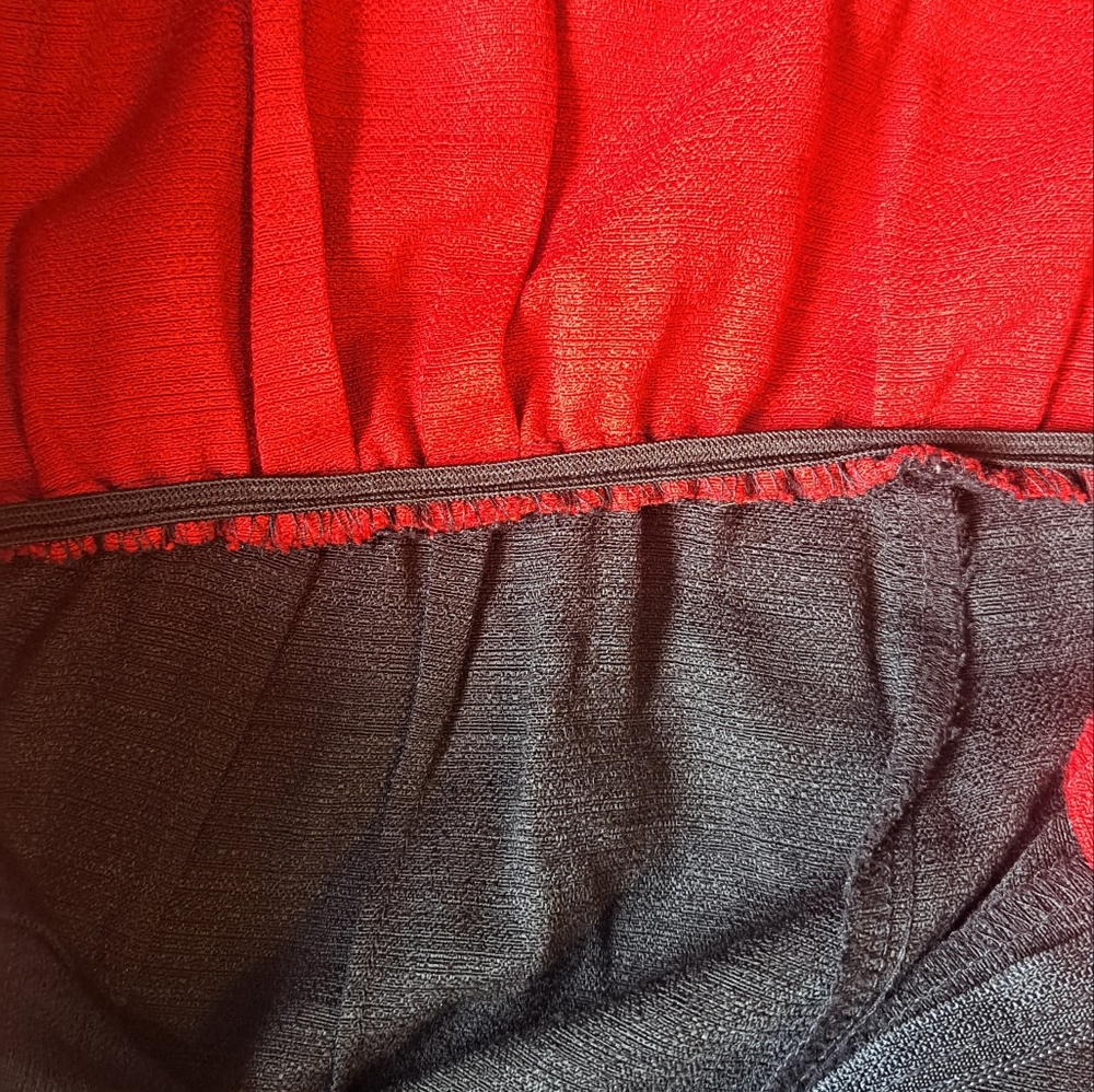 Vintage Sag Harbor Petite Sz 14 Classic Women's Red & Black Shorts Jumpsuit P 14 - Picture 10 of 10